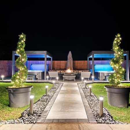 6Br Luxury Cottage, Hot Tubs, Hoar Cross, Staffordshire Newborough  エクステリア 写真
