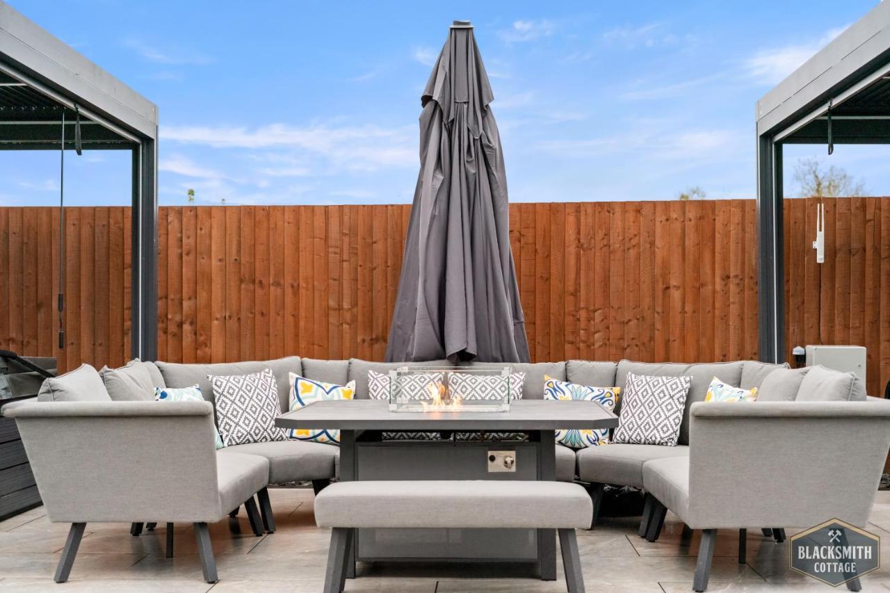 6Br Luxury Cottage, Hot Tubs, Hoar Cross, Staffordshire Newborough  エクステリア 写真