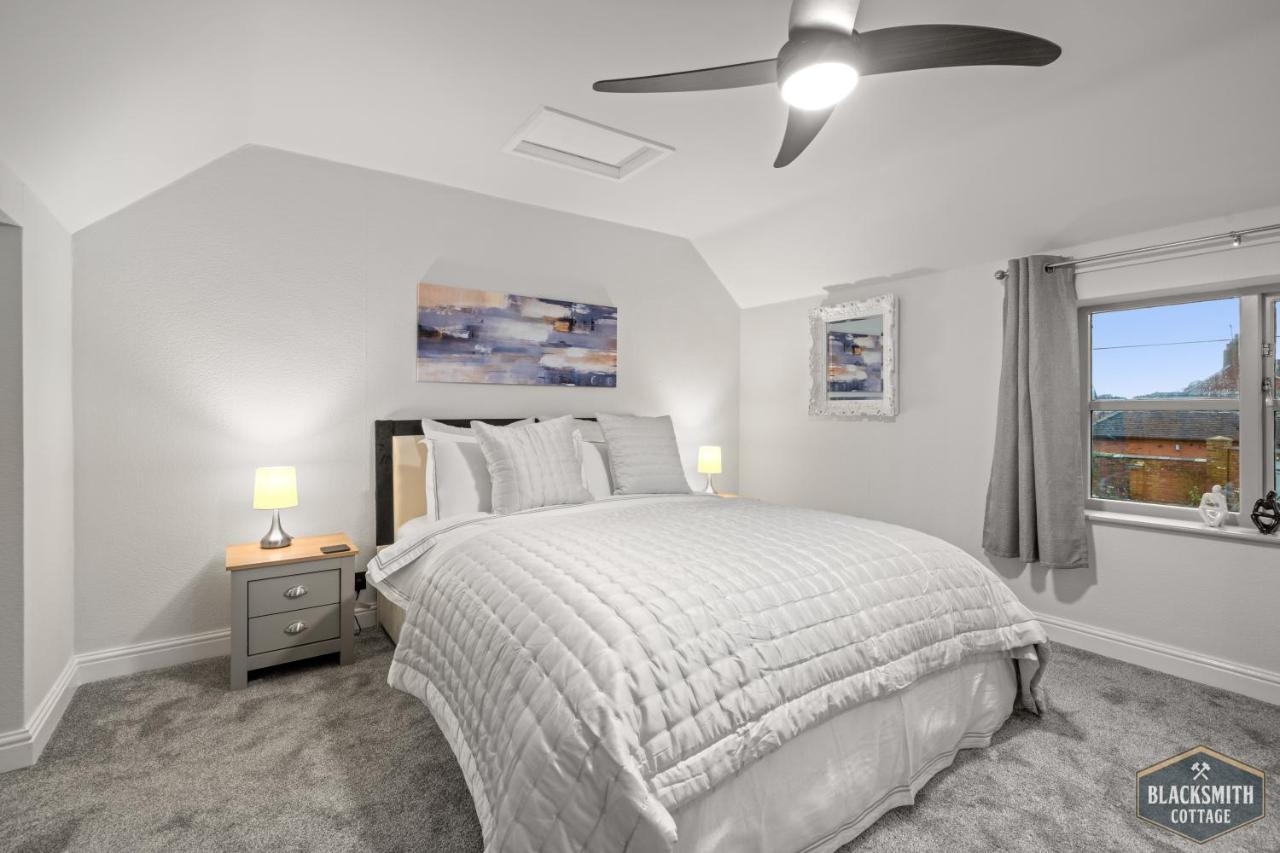 6Br Luxury Cottage, Hot Tubs, Hoar Cross, Staffordshire Newborough  エクステリア 写真
