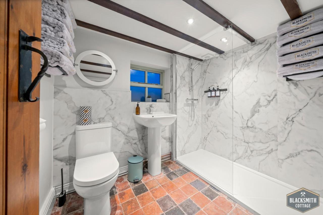 6Br Luxury Cottage, Hot Tubs, Hoar Cross, Staffordshire Newborough  エクステリア 写真