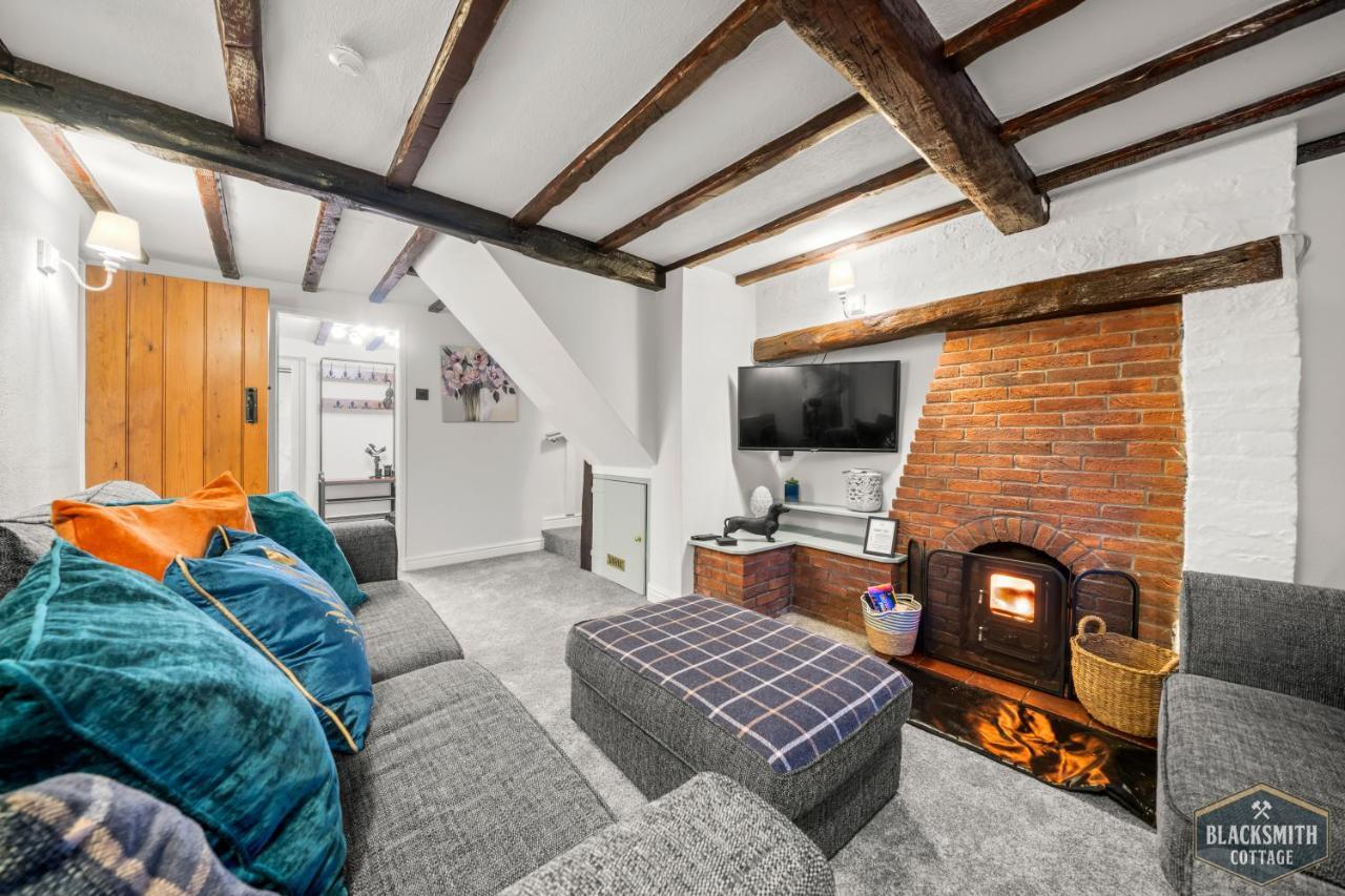 6Br Luxury Cottage, Hot Tubs, Hoar Cross, Staffordshire Newborough  エクステリア 写真